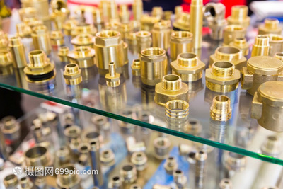 五金行業的視覺語言 從產品圖鑒到行業洞察